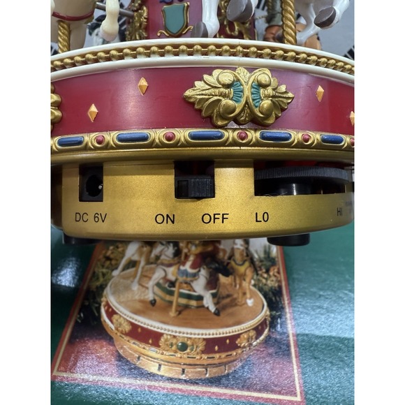 Mr Christmas Holiday Go Round  Animated Musical Carousel 1997 50 Songs VIDEO - Picture 7 of 14